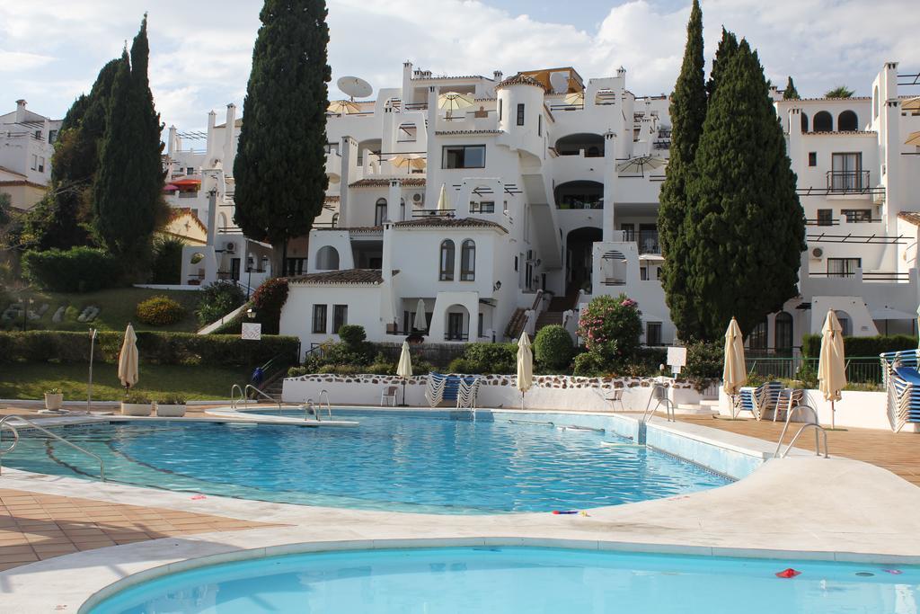 Apartamento Turistico Pueblo Evita Apartment Benalmadena Exterior photo